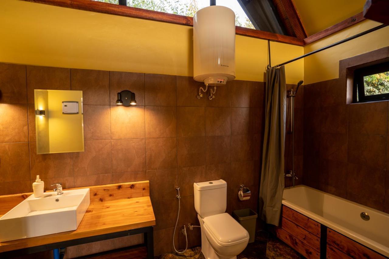Shamba Lodge Cabin B Аруша Екстериор снимка